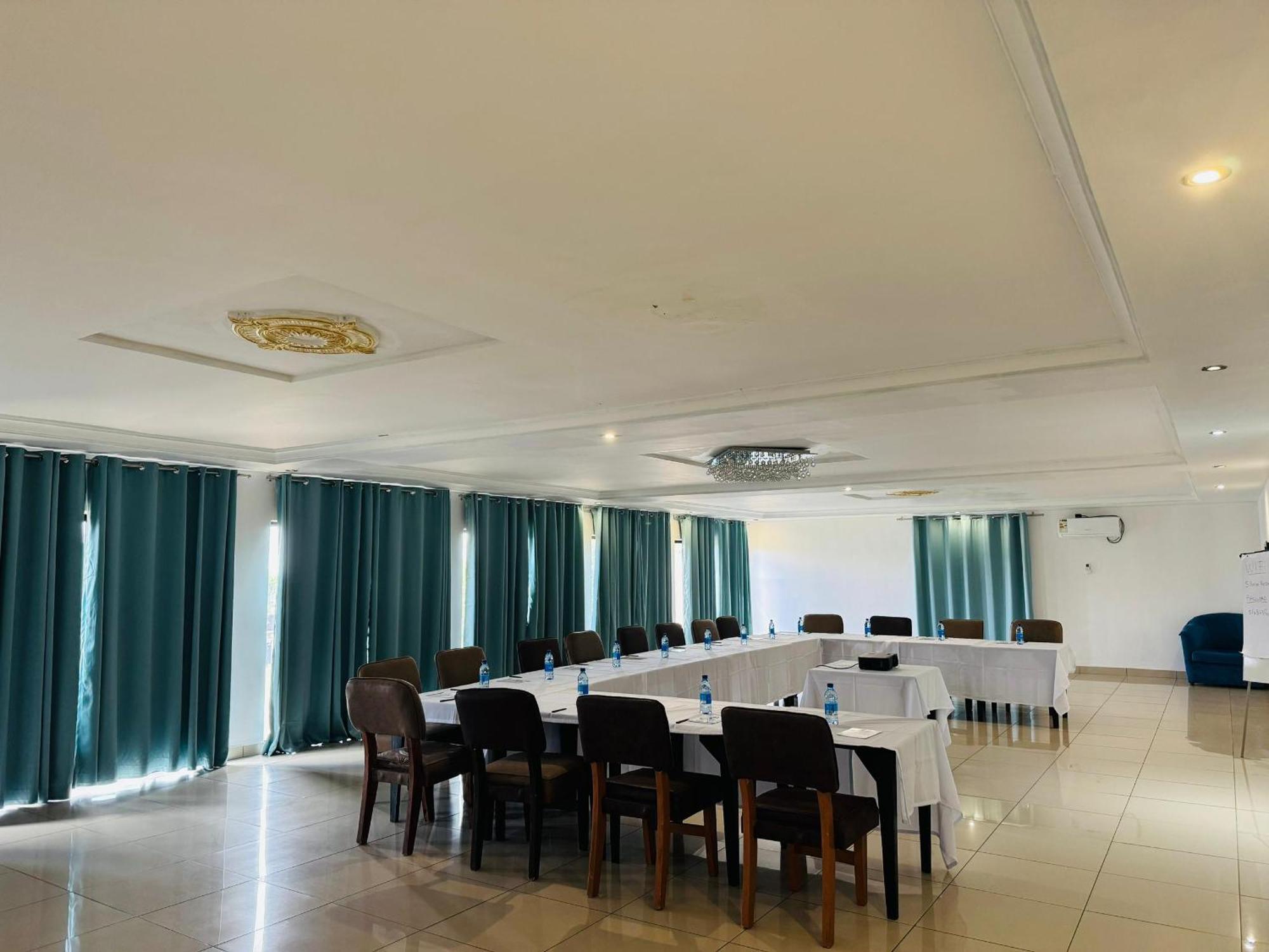 Sibebe Resort Mbabane Esterno foto